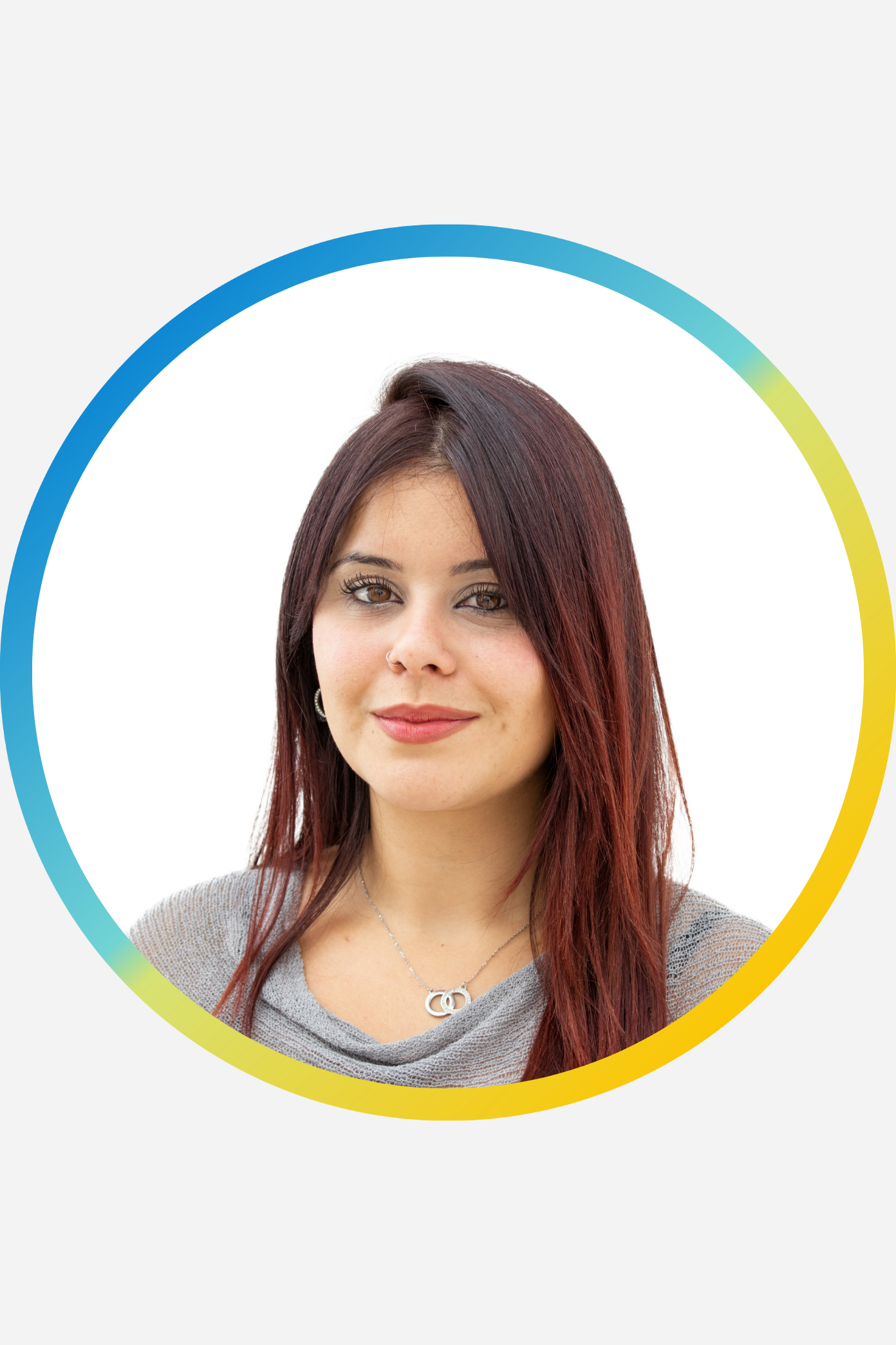 Lara Cruz, Integradora Social